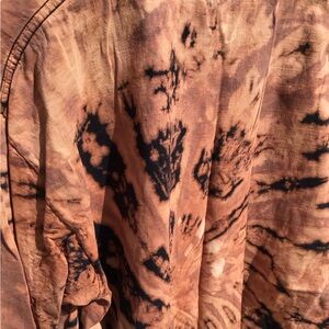 Reverse Dye Short Sleeve Men's Tee - Orange and Black